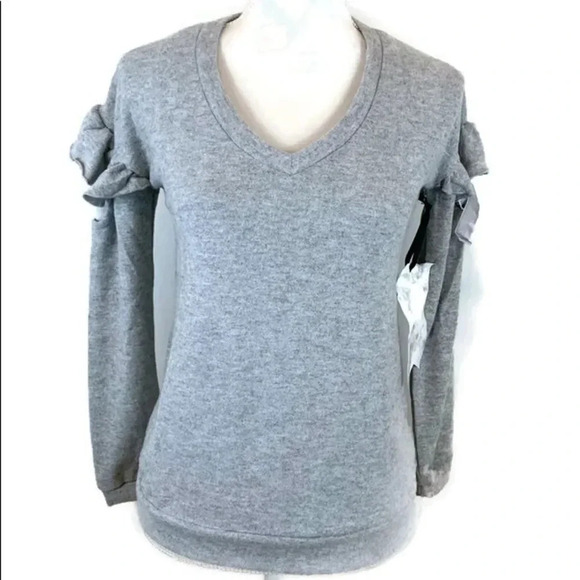 Crave Fame from Macy’s Gray Ruffle Tie Sleeve Sweater Size S - Picture 2 of 9
